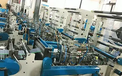 Цех производства машин для изготовления Zip-Lock пакетов 